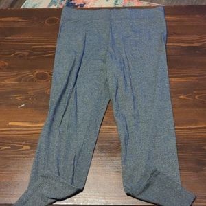 Grey Forever 21 capri leggings